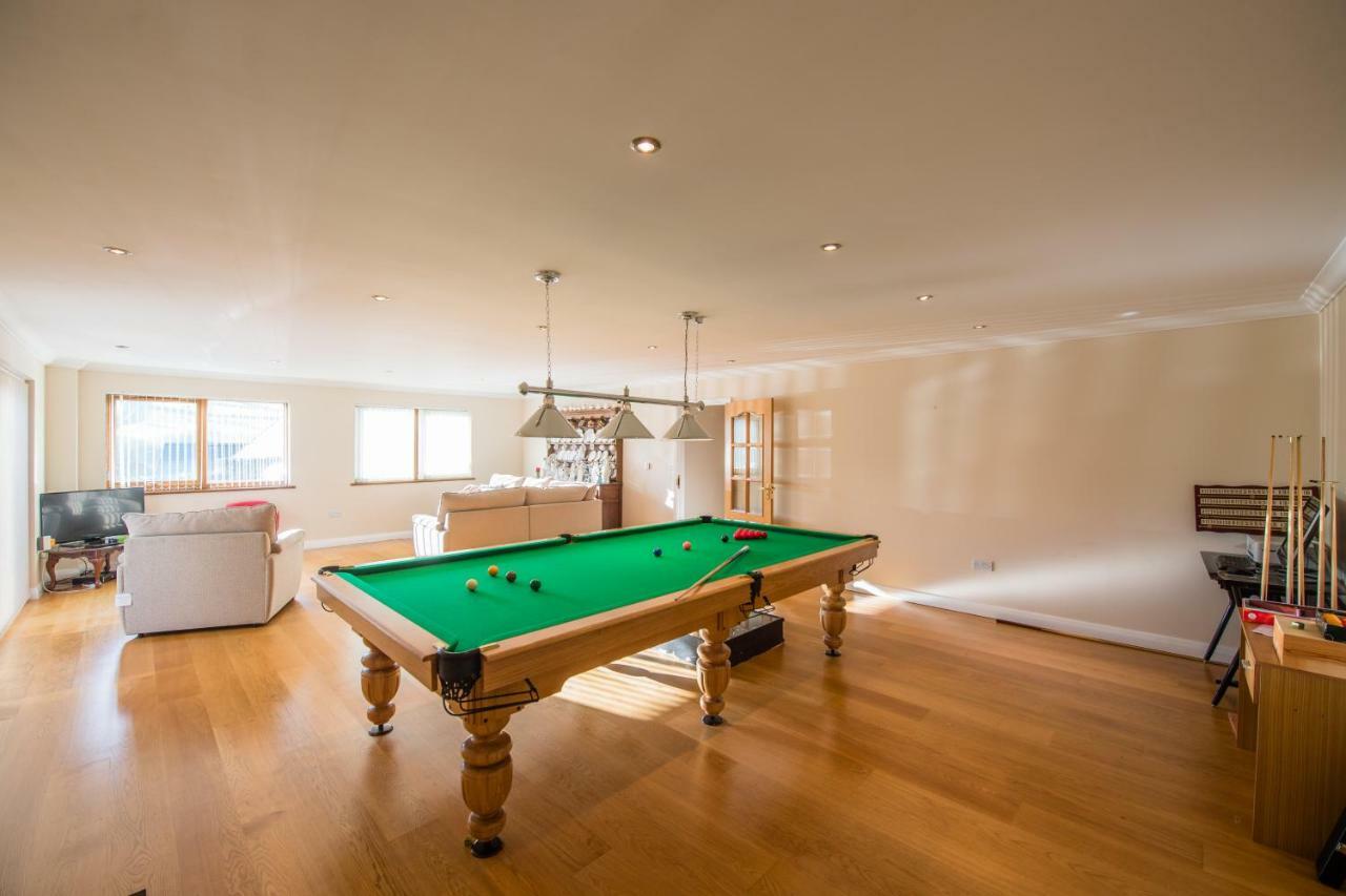 Y Grange Bed & Breakfast Llanfihangel-y-Creuddyn ภายนอก รูปภาพ