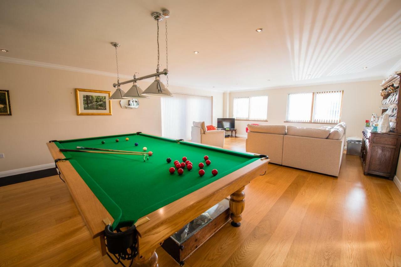 Y Grange Bed & Breakfast Llanfihangel-y-Creuddyn ภายนอก รูปภาพ